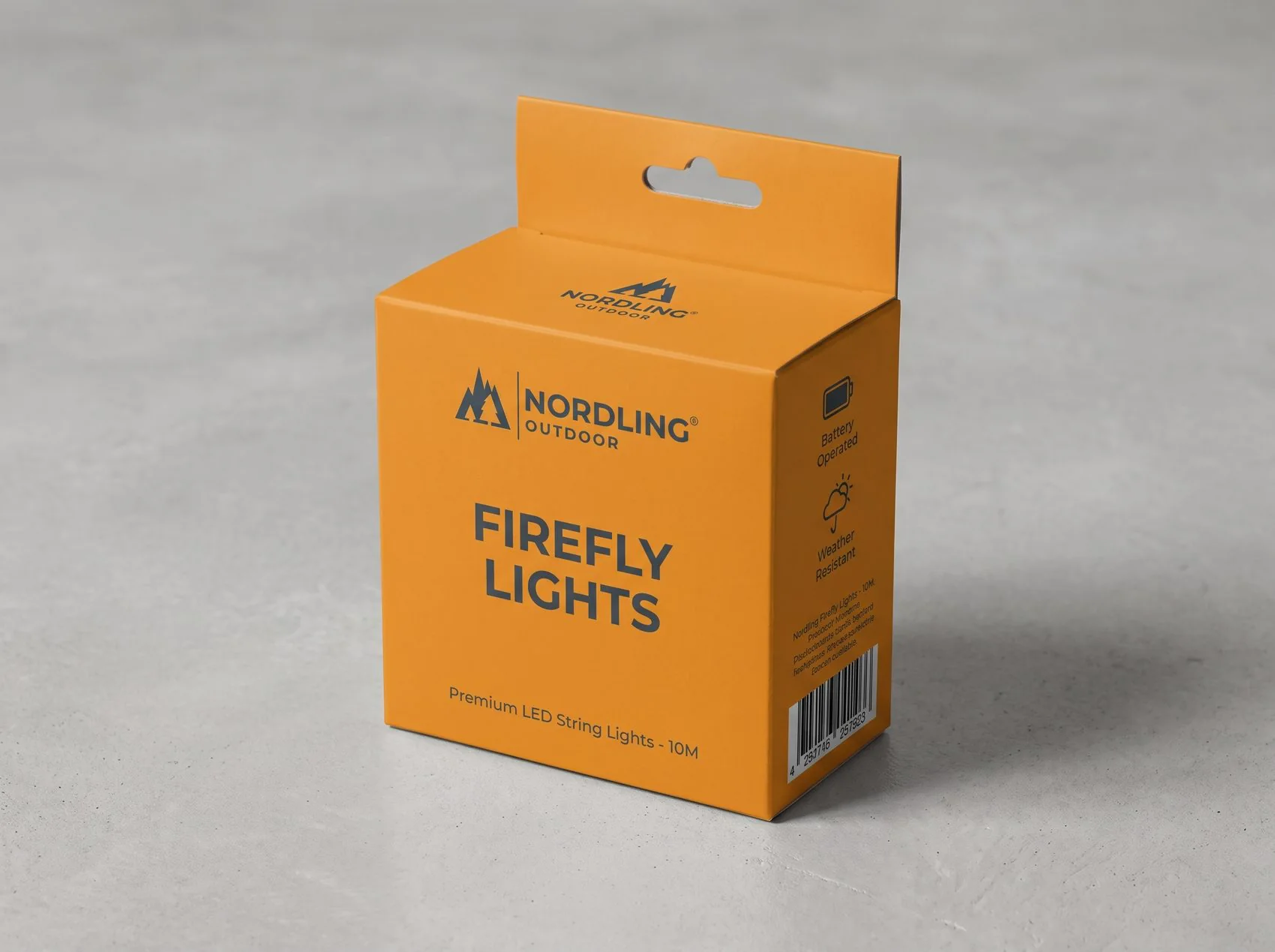 Packaging direction 02 Signal for the Nordling light chain, shown as a box beside the lit product.